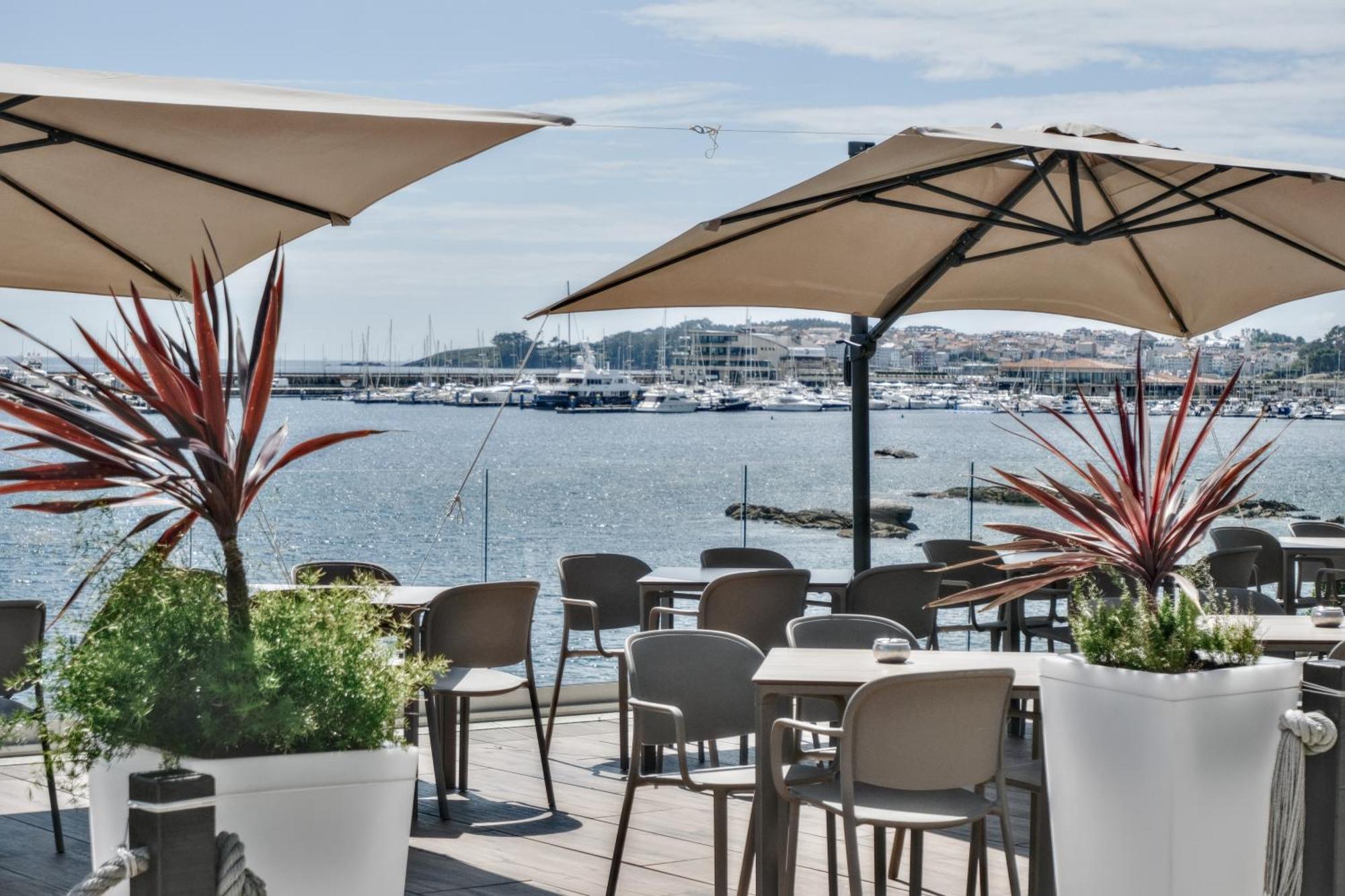 Hotel Mardevela Sanxenxo Buitenkant foto